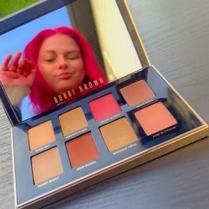 Bobbi Brown Cosmetics-Luxe Metal Rose Eye Shadow Palette- 8 Vibrant Colors.